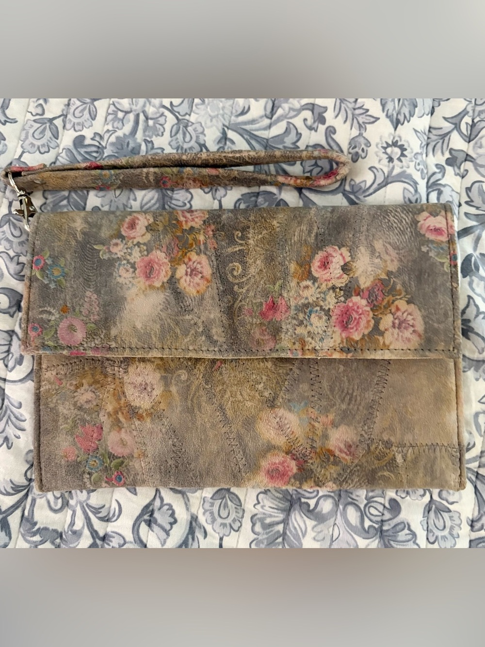 David Jeffrey Floral Wristlet